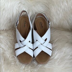 Clarks Women's White and Tan Sandals